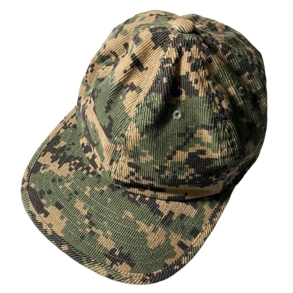 Levi’s 6 Panel Corduroy Digi Camo Strap Back Hat